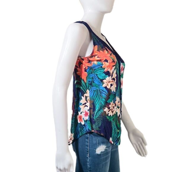 Tropical Navy Strappy Button Front Knit Tank - Picture 6 of 9